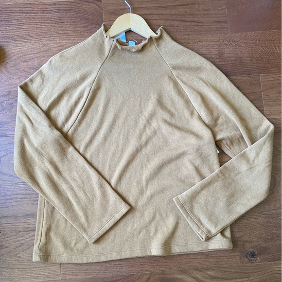 BP ruffled neck  sweater top size small - Picture 2 of 4